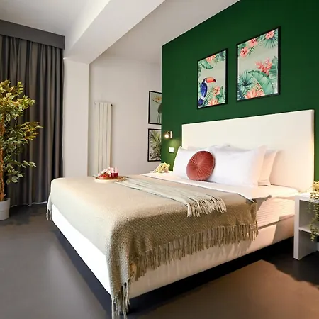 Urban Paradise - Modern *