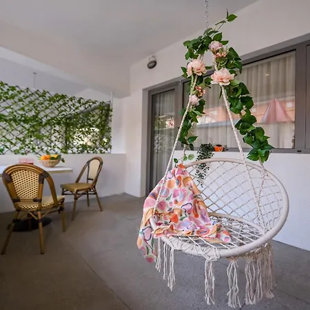 Urban Paradise - Modern Apartamento