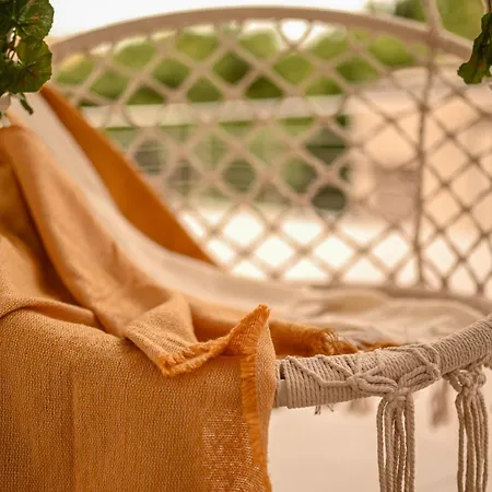 Urban Paradise - Modern Апартаменты Бухарест