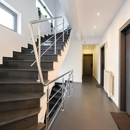 Urban Paradise - Modern Apartment *