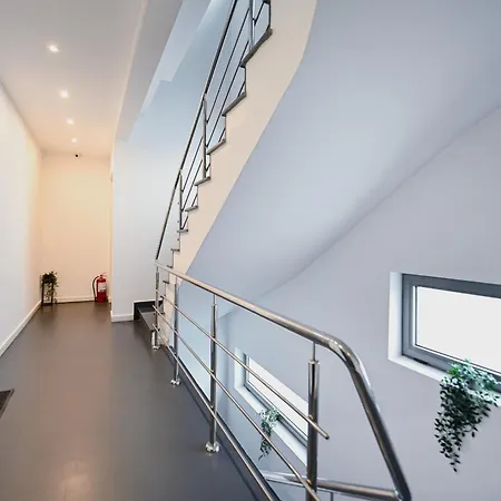 Apartment Urban Paradise - Modern *