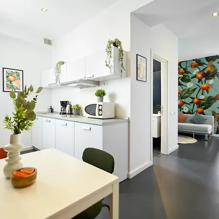 Urban Paradise - Modern *