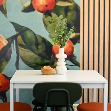 Urban Paradise - Modern בוקרשט