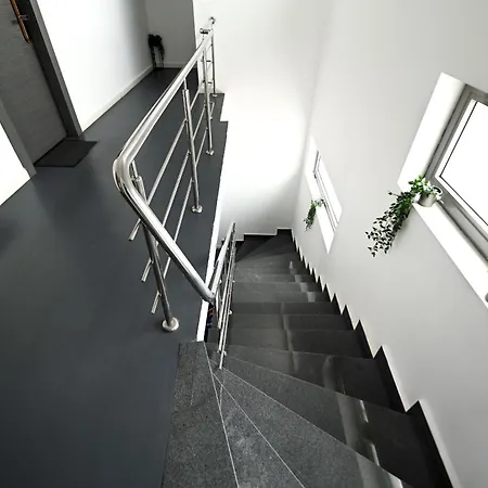 Apartment Urban Paradise - Modern *