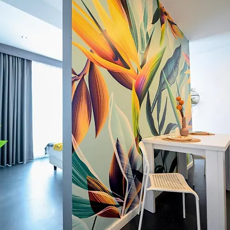 Apartment Urban Paradise - Modern *