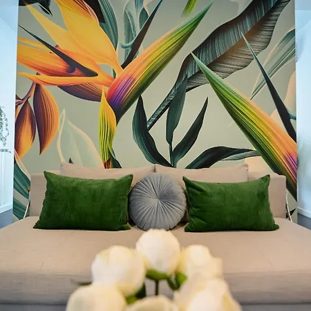 Apartment Urban Paradise - Modern *