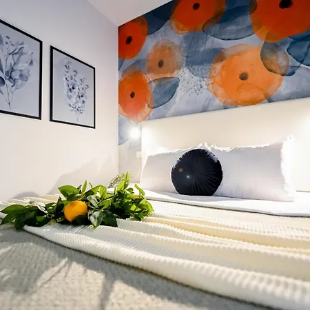 Urban Paradise - Modern Apartment