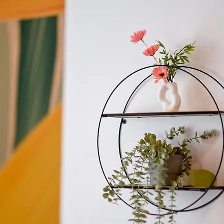 Urban Paradise - Modern