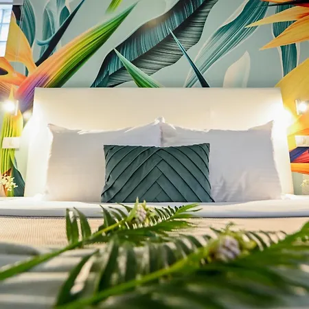 Apartment Urban Paradise - Modern